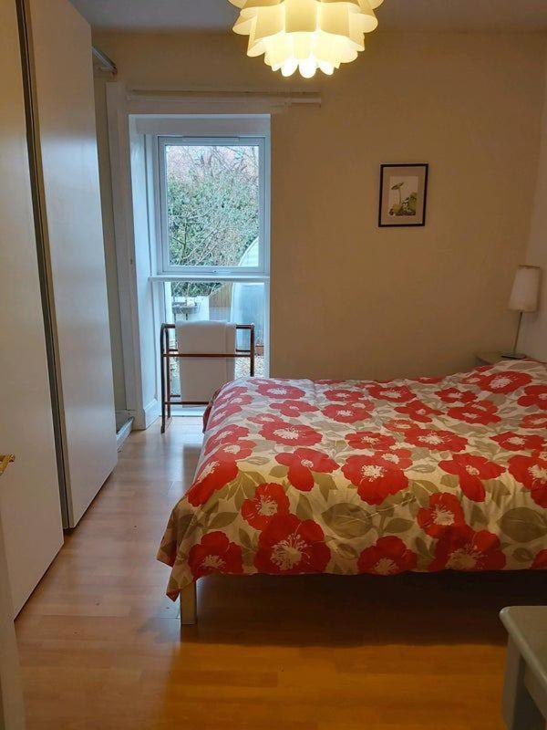 3 Bed Charming For Share ,, Private , Fibre Optik Broadband , Free Parking Edinburgh
