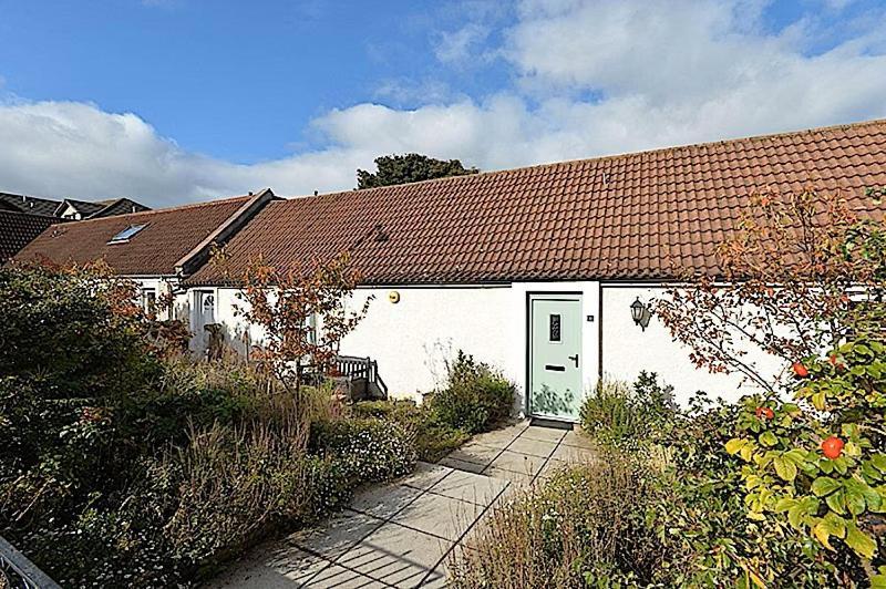 3 Bed Charming For Share ,, Private , Fibre Optik Broadband , Free Parking Bed & Breakfast Edinburgh